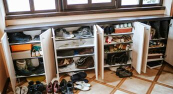 Scarpe buttate alla rinfusa? Ho risolto il problema con questa elegante soluzione salvaspazio