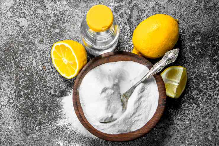 Bicarbonato e limoni